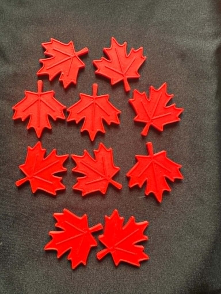 3D Printed Counting Tokens Maple leaves x10