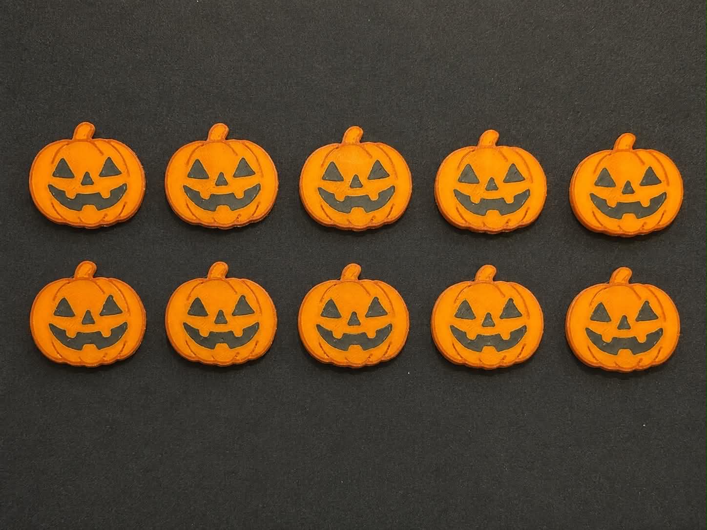 3D Printed Counting Tokens Pumpkins with Face x10 - Image 1