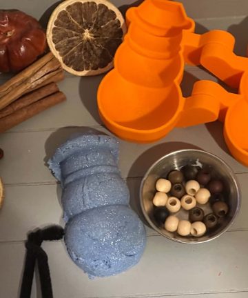 3D printed Snowman Mould - great for play dough - Image 3