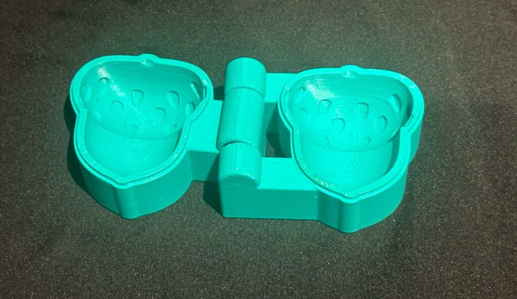 3D printed Acorn Mould great for play dough