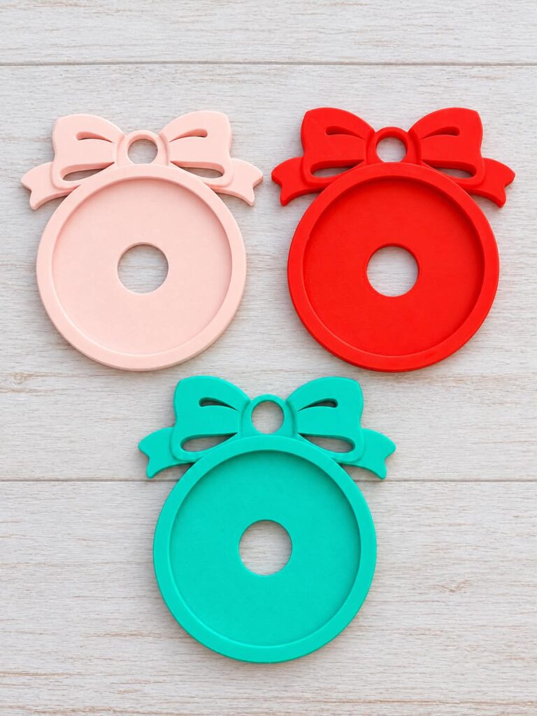 Christmas Bow Hanging Picture Frames - 3D Printed