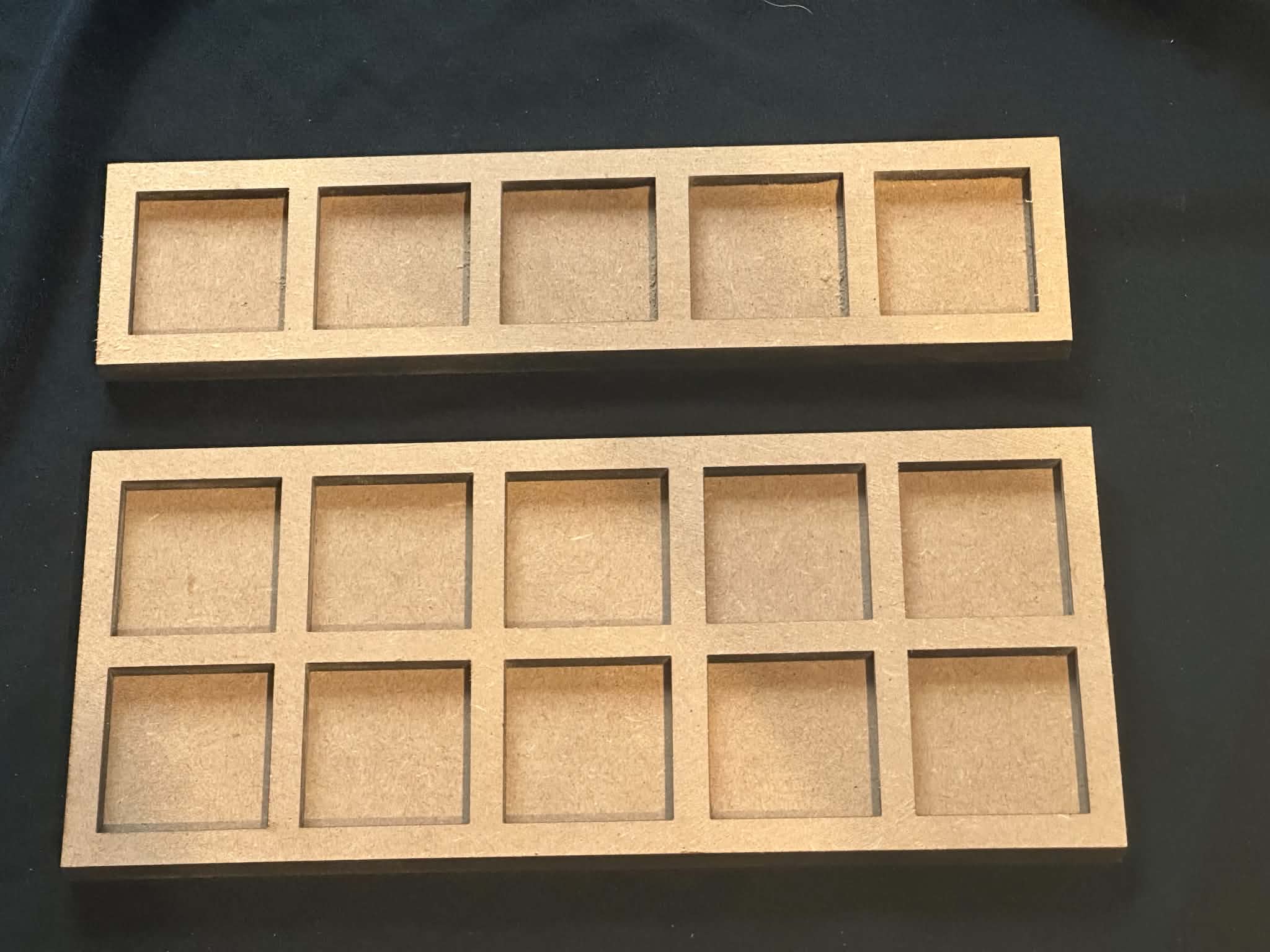 Five - Ten Frame - A great hands-on resource to help children understand numbers and counting - Image 1