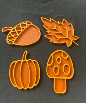 Mini 3D printed Autumn Sensory play trays- great for sensory play activities