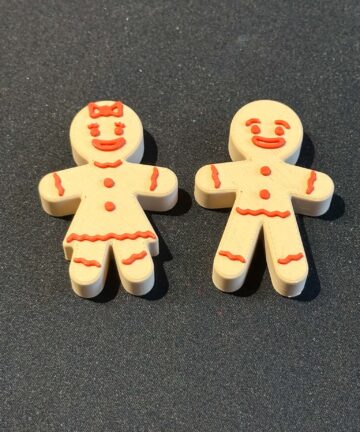 3D Printed Mini Gingerbread Man & Lady figures - great for sensory play trays