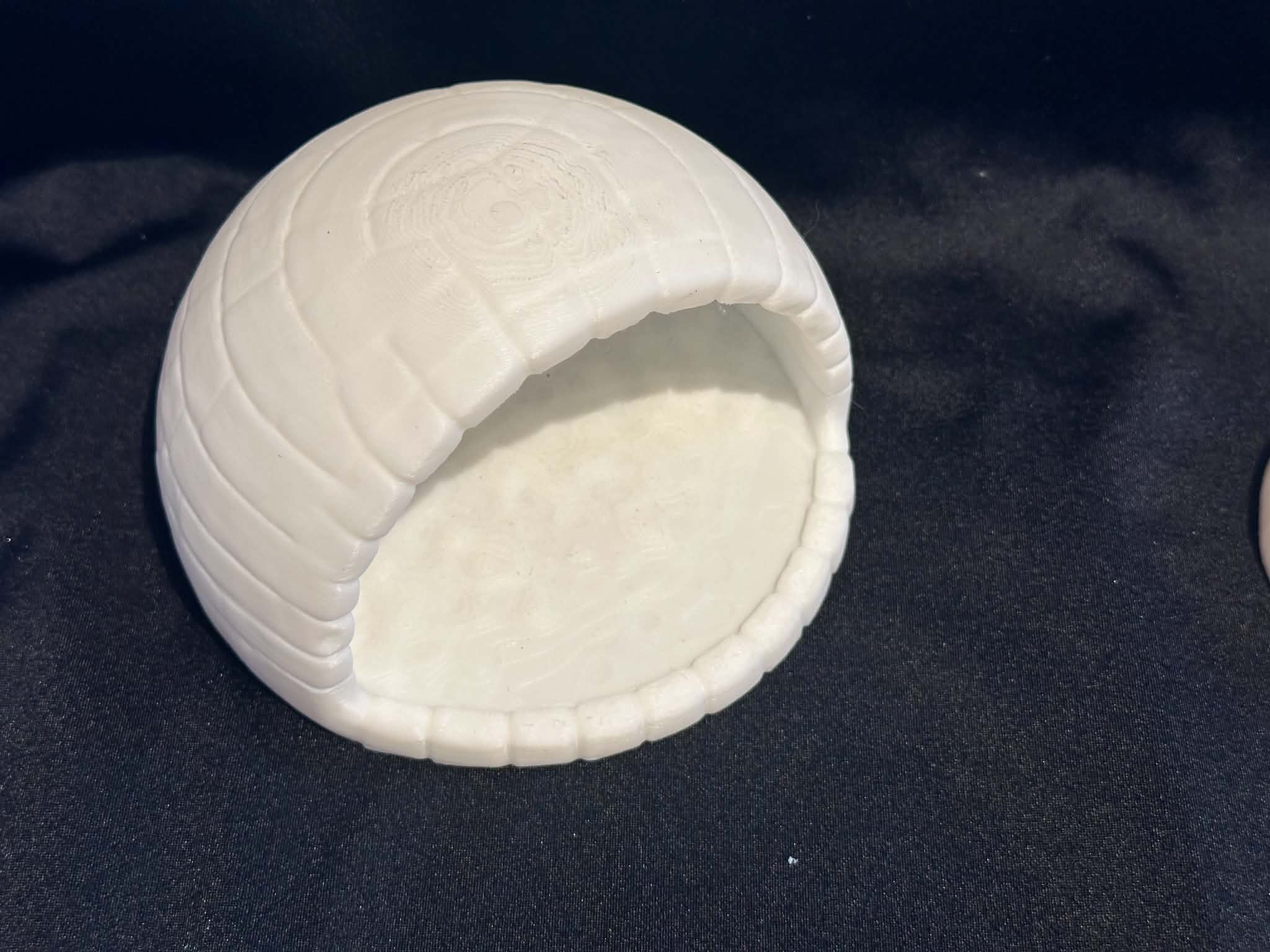 3D printed Igloo - open fronted, great for winter Activities - Image 1