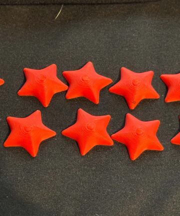 3D printed Star Tokens - great for sensory play or counting