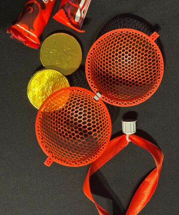 Mesh Fillable Bauble - great for Christmas gifts - Image 2
