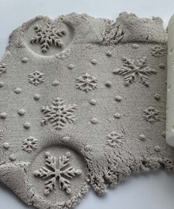 Snowing Play Dough Roller - great for winter activities